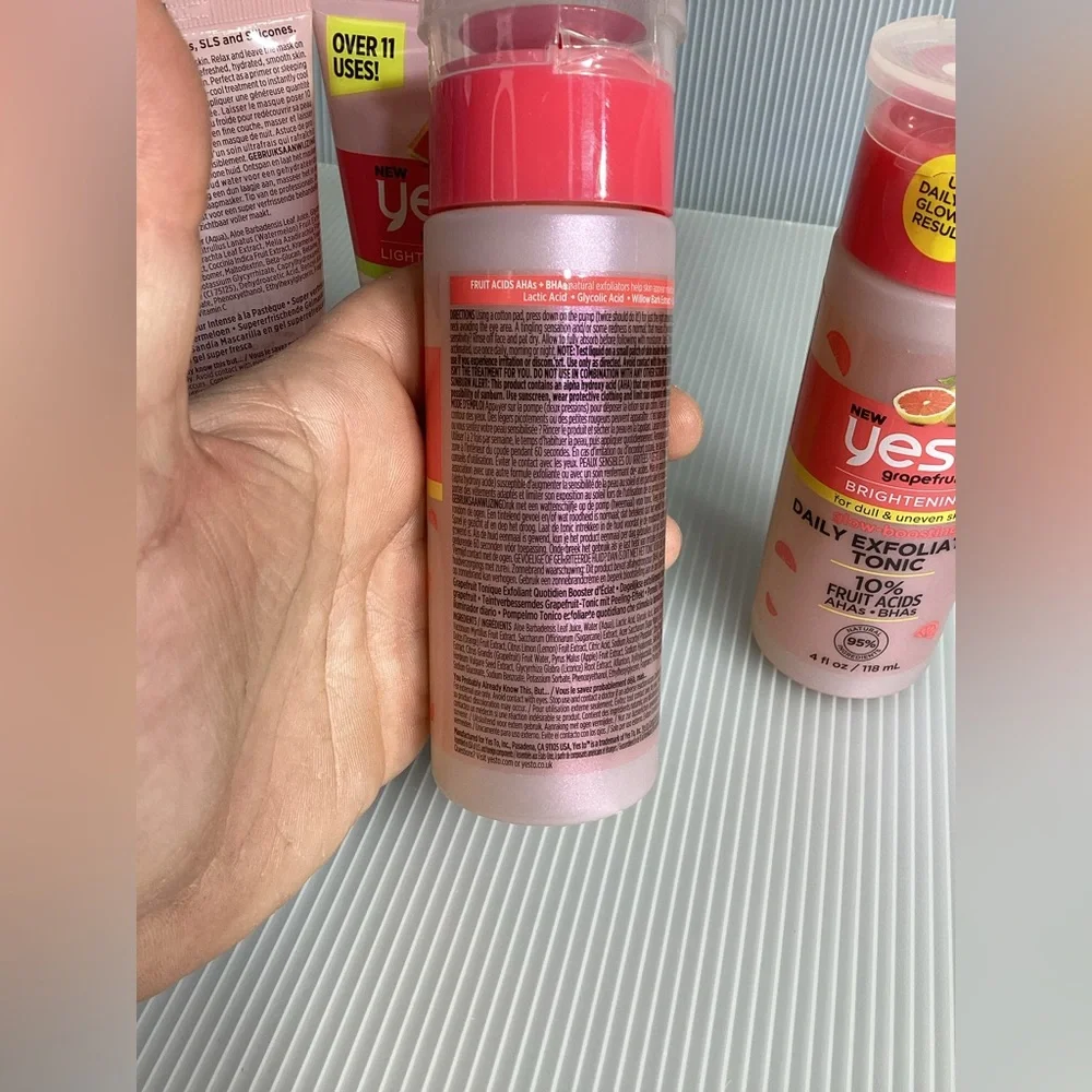 Set of 4 Yes To Facial Products